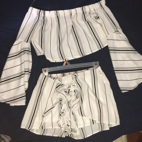 Fashion Nova Tops - Fashion nova 2 pc set